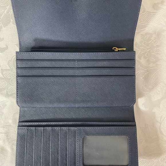 Fossil Dark/light Blue Pink Pebble Leather Flap Clutch Wallet New Without Tags - Picture 5 of 7